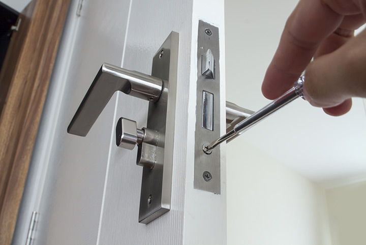 Our local locksmiths are able to repair and install door locks for properties in Castle Bromwich and the local area.